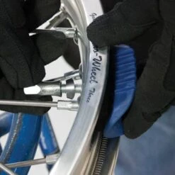 Motion Pro LiteLoc™ Rim Lock -UFO Sales Store motion pro liteloc rim locks action shot 1 1