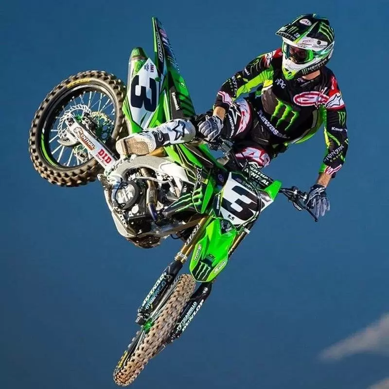 Renthal Twinring Rear Sprocket Kawasaki KX KXF KDX KLX Suzuki RMZ - Green 8 Renthal Twinring Rear Sprocket Kawasaki KX KXF KDX KLX Suzuki RMZ - Green - Image 8